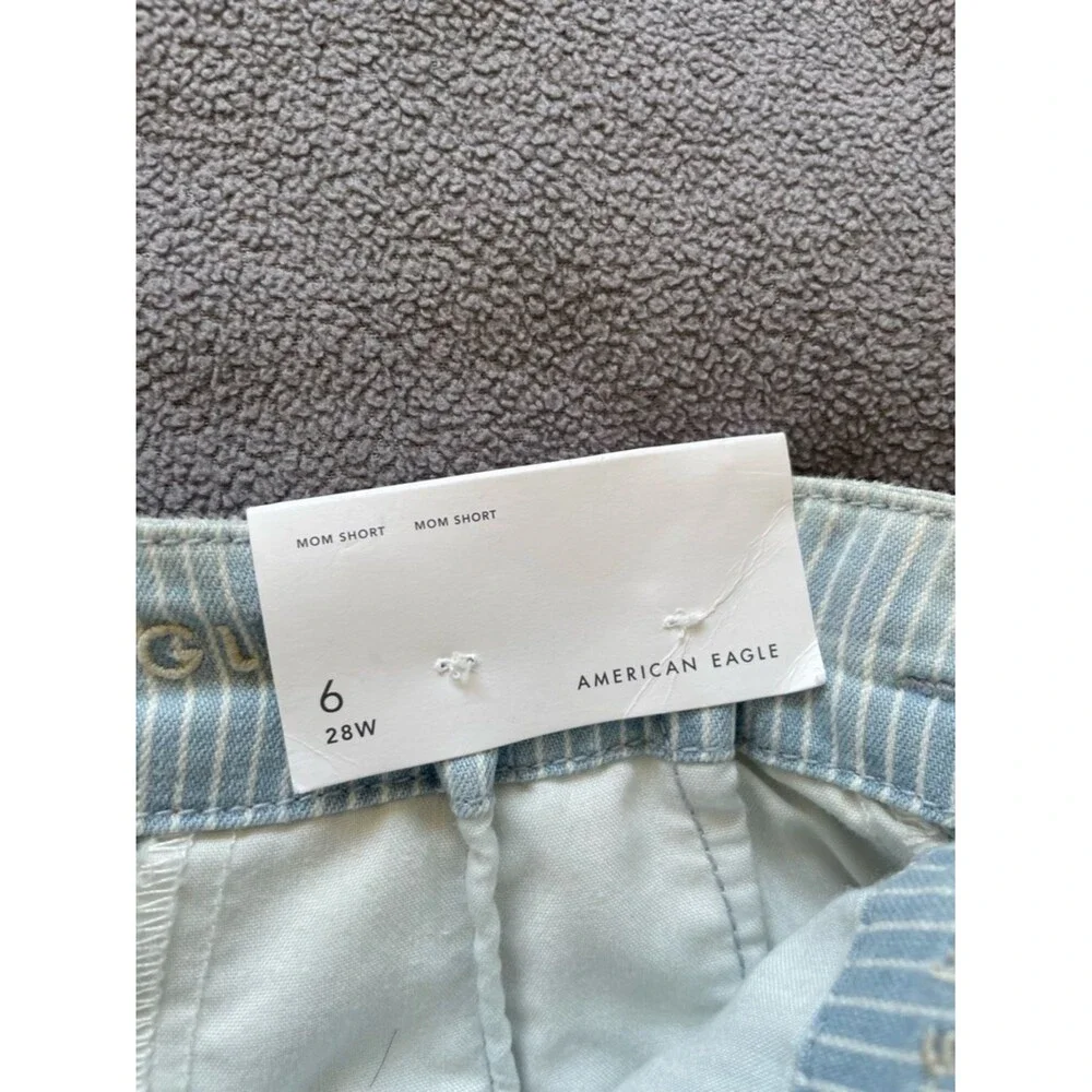 NWT American Eagle Mom Shorts - 6 Blue White Stripe Paperbag (FLAWED)